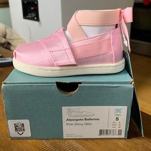 Pink Ballerina Toms Size Tiny 5